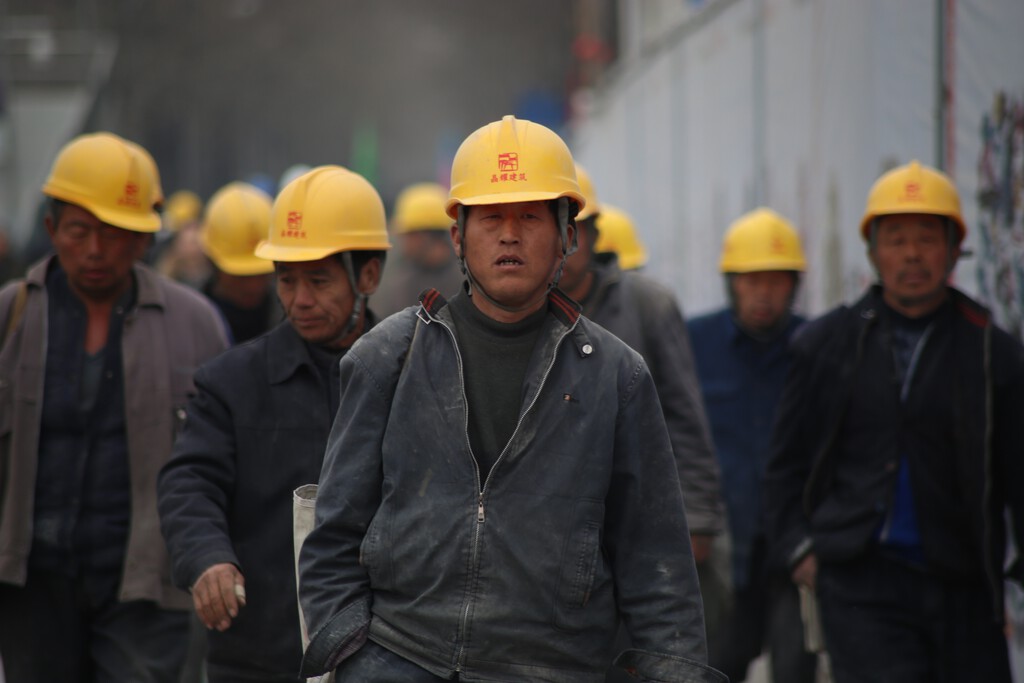Si la pregunta es si la IA te va a quitar el trabajo, muchos trabajadores de China ya conocen la respuesta de la peor forma