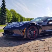 Este es el último Chevrolet Corvette con motor delantero, y se ha vendido por 2,7 millones de dólares