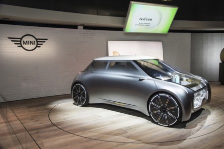 MINI Vision Next 100, BMW se da otro regalo de cumpleaños eléctrico y autónomo