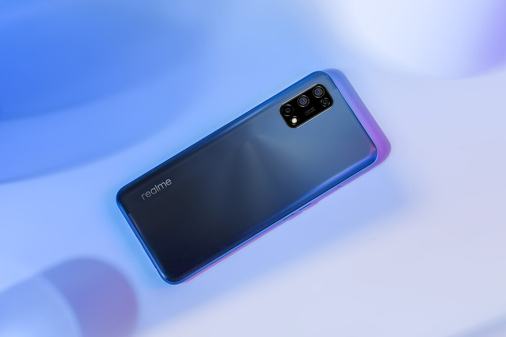 Realme 7 5G: pantalla a 120 Hz, cámara cuádruple y una gran batería en este nuevo móvil 5G económico