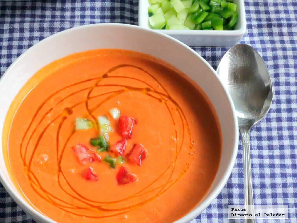 El New York Times acaba de descubrir la recete del gazpacho andaluz tradicional. Yo llevo años haciéndolo en casa aún con menos ingredientes 