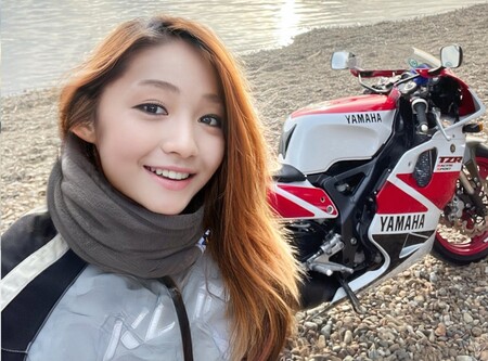 Una de las influencers moteras más conocidas de Japón en realidad era un señor de 50 años usando FaceApp