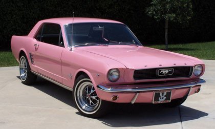 Más Mustang en Barrett-Jackson