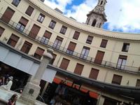La Plaza Redonda de Valencia, bulliciosa antes y ahora