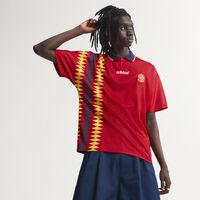 Adidas lanza la camiseta retro España 94 Edición Especial Bringback y se convierte en la favorita de este Mundial 2026 