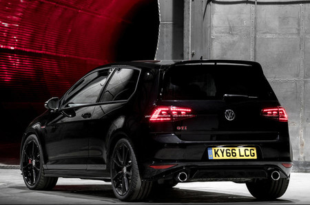 Volkswagen GTI Clubsport Edition 40