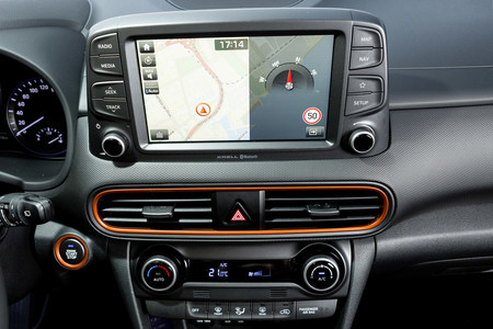 Comparativa Hyundai Kona Kia Stonic 9