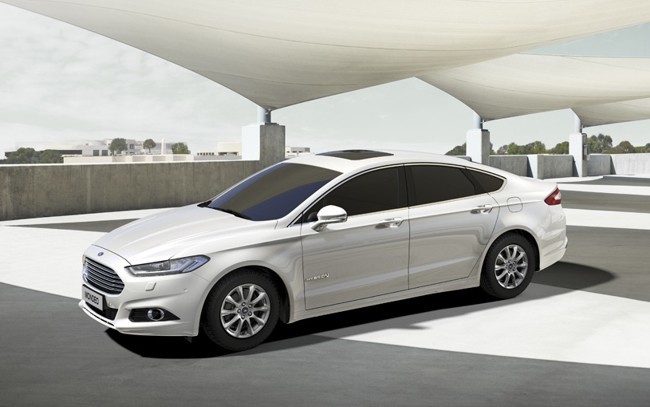 Ford Mondeo 2014: híbrido contra diésel