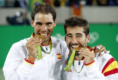 Los expertos recomiendan comer medallas de oro. Cazando Gangas 69