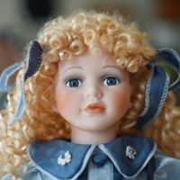 Canciones populares infantiles: 'Tengo una muñeca vestida de azul'