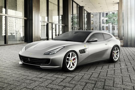 Ferrari GTC4Lusso T