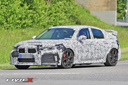 Honda Civic Type R camuflado