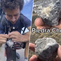 Um peregrino percorre 800 quilômetros do Caminho de Santiago arrastando uma pedra; seu objetivo: contorná-la 