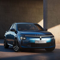Lancia resucita con un coche eléctrico de nombre mítico, fabricado en España y precio de Tesla Model 3