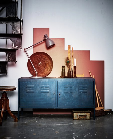 Mueble de metal reparado