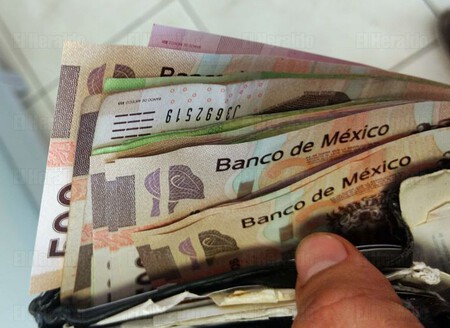 Dinero Pesos