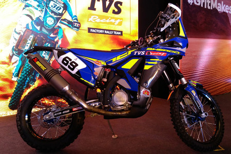 2018 Tvs Apache Rtr 450 01