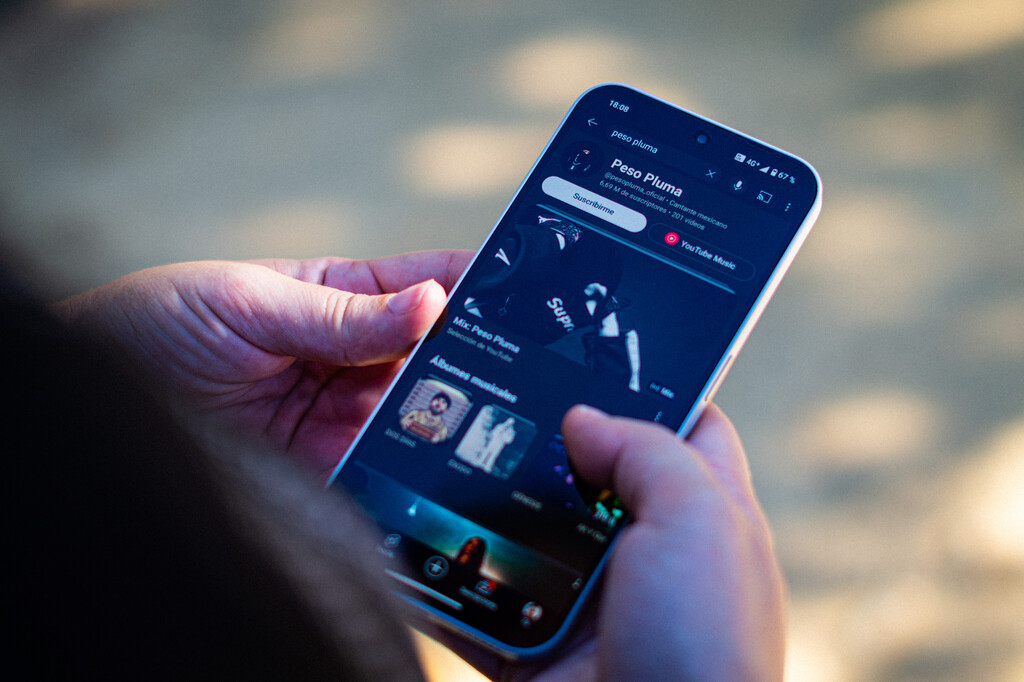 Soy suscriptor de YouTube Premium, pero la nueva versión Lite acaba de añadir justo lo que siempre le pedí a Google