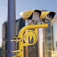 Un vecino puso un radar fake en su calle sin permiso de nadie. Ha funcionado tan bien que el Ayuntamiento le ha robado la idea 