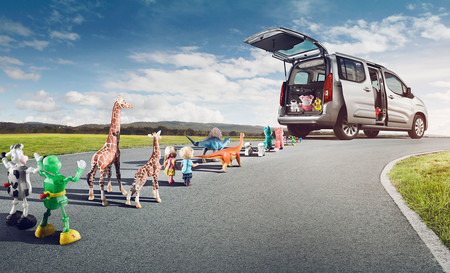 El Opel Combo Life quiere ser toda una navaja suiza made in Spain: tecnología y modularidad nivel máximo
