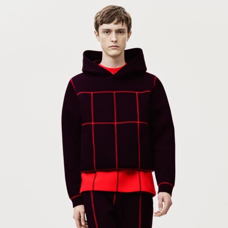 Lineal sport: la tendencia de enfatizar la silueta a través de estampados minimal
