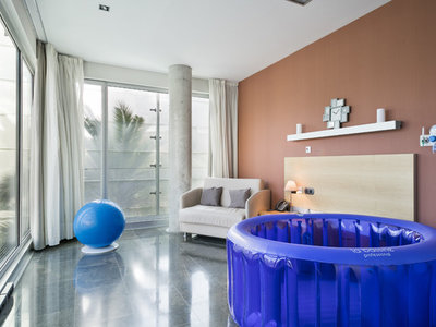 ¿Cómo es un parto bajo el agua?