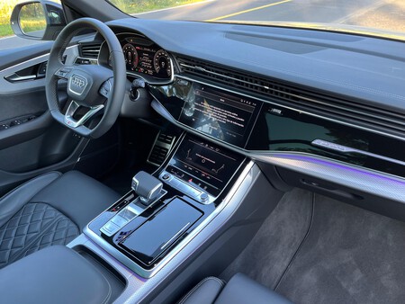 AUDI8