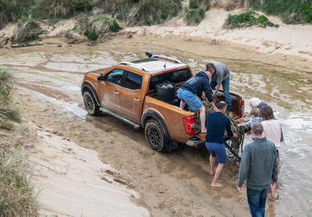 Nissan Np300 Frontier Off Roader At32 2