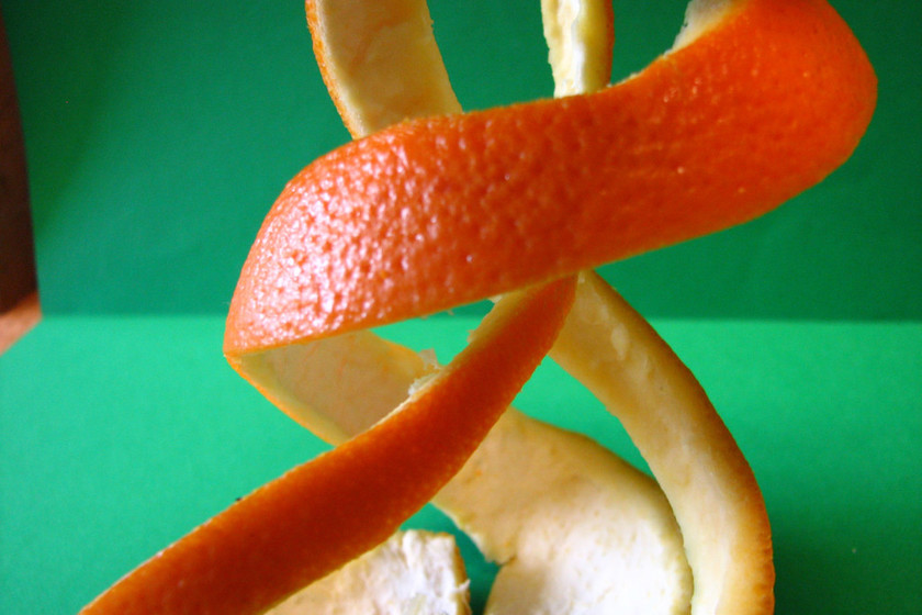 Bioplástico mexicano hecho a partir de cáscara de naranja