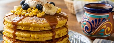 Cómo hacer unos hot cakes con elote de lata: quedan esponjositos y bien sabrosos