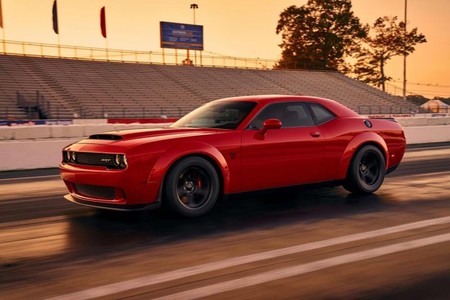 Dodge Challenger Demon, primera imagen oficial y todos los detalles previos a su presentación