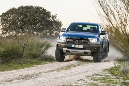 Probamos la Ford Ranger Raptor: una bestia todoterreno intimidante en carretera y divertida en offroad