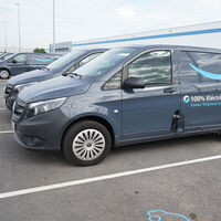 Amazon España incorpora 60 furgonetas eléctricas Mercedes-Benz eVito para entregas de última milla libres de emisiones