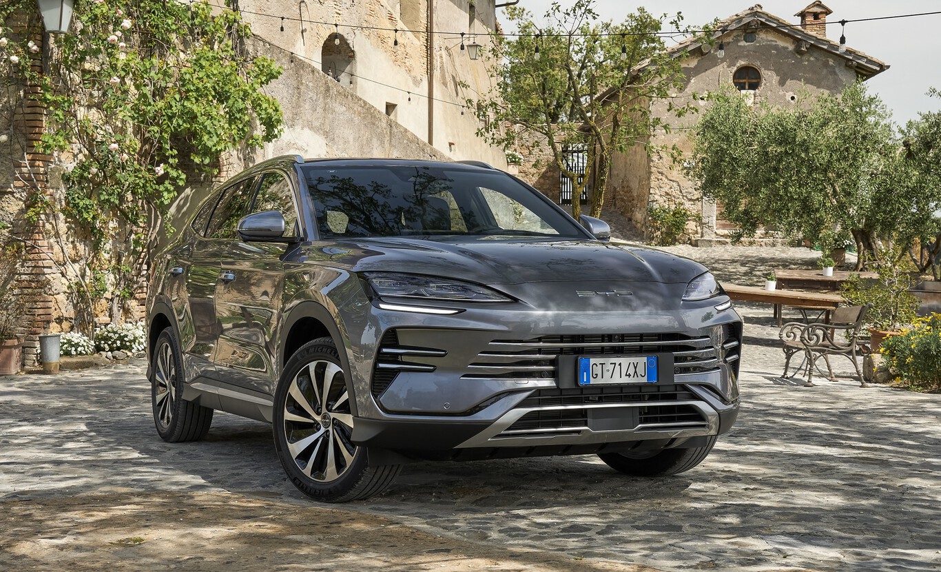Probamos el BYD Seal U DM-i: un SUV híbrido enchufable con más autonomía eléctrica de la que esperas y menos caro de lo que crees