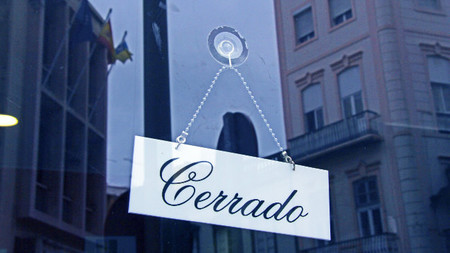 ¿Podemos cerrar la tienda online por vacaciones?