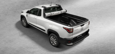 Fiat Strada Ram 700 2021 2