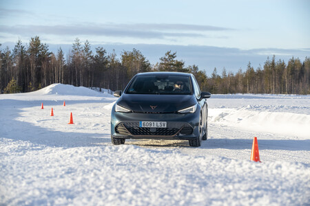 Cupra Born Prueba Hielo 10