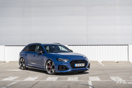 Audi Rs4 Avant Competition Plus 2023 Prueba 004