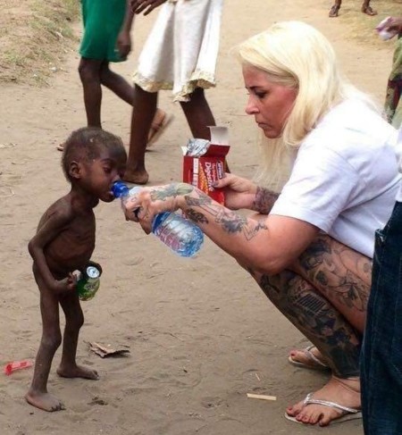 El increíble cambio de Hope, el niño de 2 años que vivía solo en las calles acusado de ser brujo