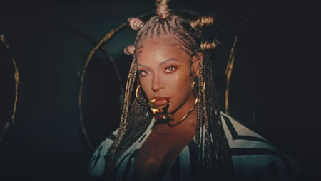 Marcada por Lion King (no sabemos si para siempre), Beyoncé lanza el temazo del verano cual reina africana