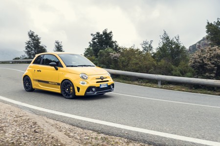 Abarth 595 Cometizione 001
