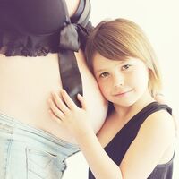 Los movimientos de tu bebé en el embarazo, trimestre a trimestre