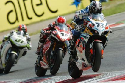 Neukirchner y Haga, cosa de dos en Monza
