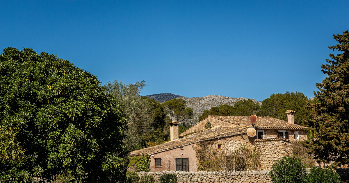 Durante 50 años usó como jardín un terreno que no había comprado, situado junto a su casa. La justicia le ha dicho que puede quedárselo