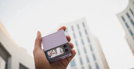 サムスン ギャラクシー Z Flip4