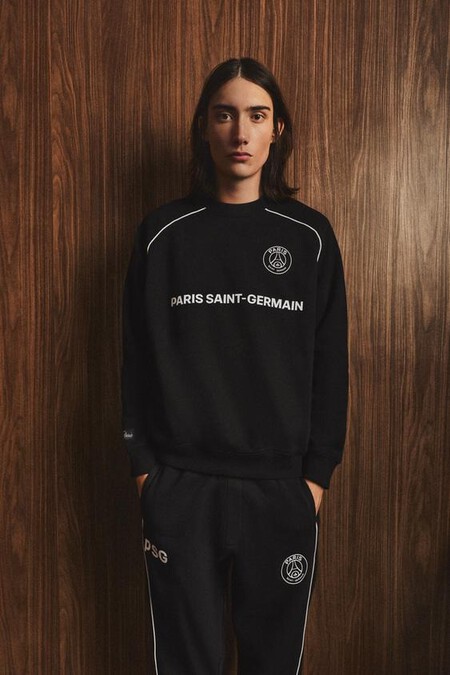 De Los Campos Eliseos Al Asfalto El Paris Saint Germain Se Alia Con Lefties Para Lanzar Una Coleccion Que Convierte El Espiritu Del Club En Una Declaracion De Estilo