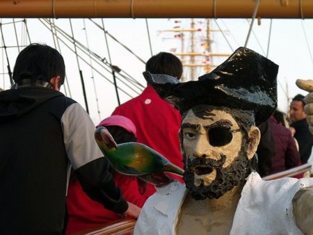 Todo indica que España vuelve a la "lista negra" de la piratería, según LA RAZÓN