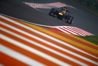 Sebastian Vettel impone su ley en India