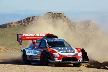 Nuevo récord en la subida al Pikes Peak de Tajima y su cohete
