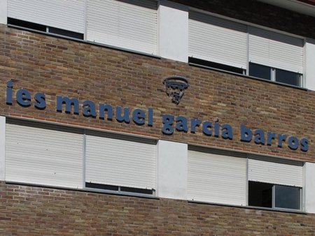 Cuando el cobrador de la propiedad intelectual pasa por los Institutos